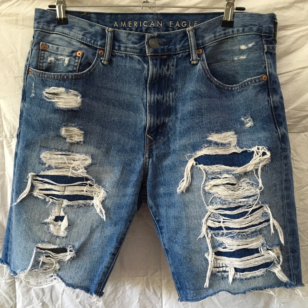 American Eagle Outfitters mens ripped jean shorts Size 33 Jorts